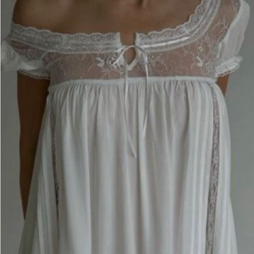 Motel Rocks White Lace Chemise